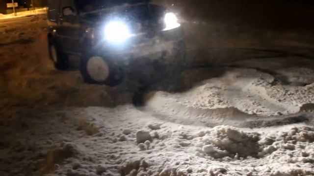 Leo Blog #20 Gorbunok & MiniCruiser drifting on parking смотреть онлайн