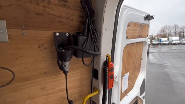 VOLKSWAGEN CRAFTER 140CV TDI L4H3 GALERIE PORTES ECHELLES HAYON RABATTABLE DHOLLANDIA - Réf. 22136 смотреть онлайн