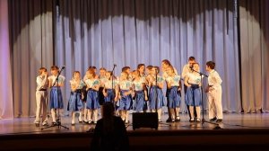 "Почему сороконожки опоздали на урок"