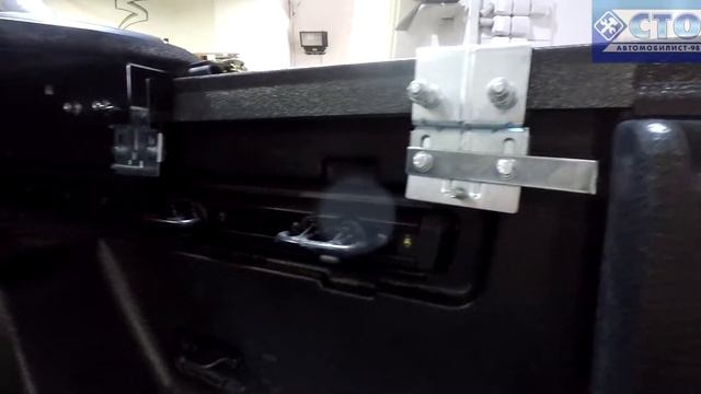 Установка крышки багажника Ford Ranger. Тюнинг автомобилей стал еще ближе! смотреть онлайн