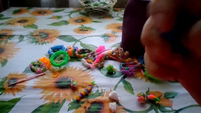 Мои браслеты и фигурки. смотреть онлайн