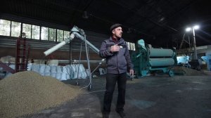 Очистка семян сои с помощью СМ-4. Решёта.ру