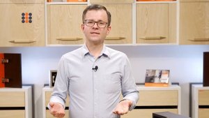 Ящик в цоколе и ступенька одновременно! SPACE STEP от компании Блюм. КДМ-Интеркомплект.