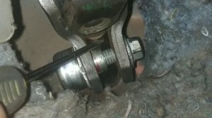 Устраняем стук в рулевой колонке Рено Канго 2