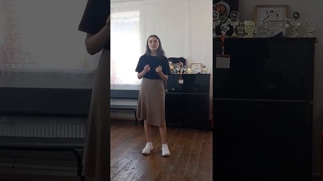 Басня И. А. Крылова "Ворона и Лисица" - читает Дарья Саяпина смотреть онлайн