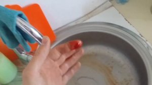 Просверлил палец. Техника безопасности при работе с шуруповертом.