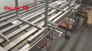 журнальный столик в стиле лофт