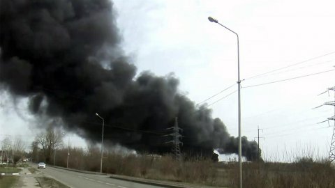ВСУ нанесли авиаудар по нефтехранилищу в Белгороде