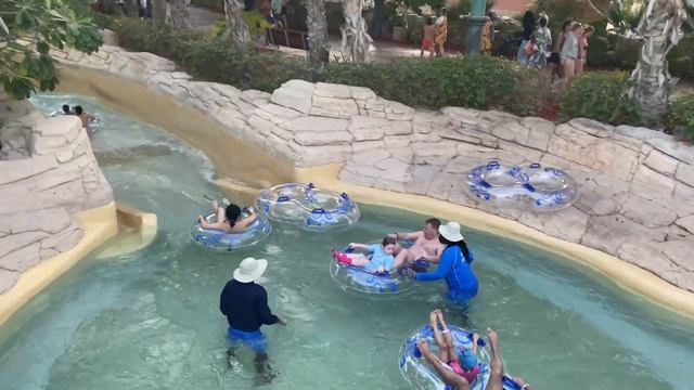 Обзор аквапарка Aquaventure Дубай  Waterslides at Atlantis Aquaventure Waterpark in Dubai