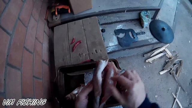 КАК ЗАКОПТИТЬ РЫБУ В КАЗАНЕ! РЫБА ГОРЯЧЕГО КОПЧЕНИЯ смотреть онлайн