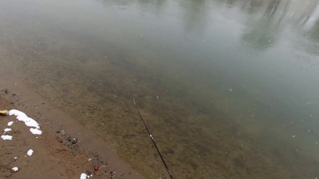 Прогулка со спиннингом и пикник смотреть онлайн