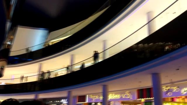 Путешествие в Dubai & Abu Dabi смотреть онлайн