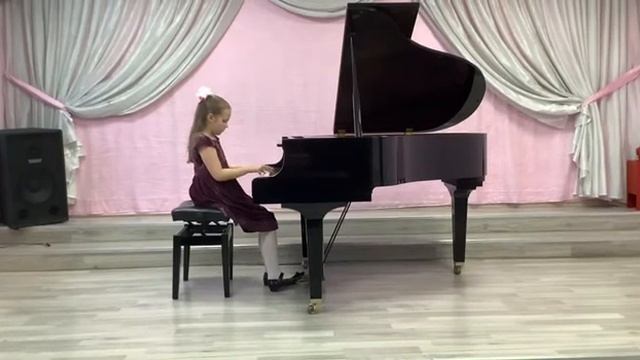 Ежова Вера, П.И. Чайковский «Неаполитанская песенка» смотреть онлайн