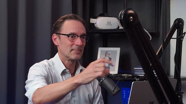 Apple Vision Pro & Meta Quest 3 - Future Perspectives with SynergyXR смотреть онлайн