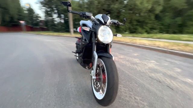 2020 MV Agusta Dragster 800 RR смотреть онлайн