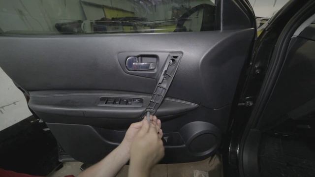 Nissan Qashqai '2 disassembly door (разборка дверей) смотреть онлайн