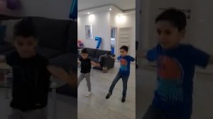 армянский детский танец