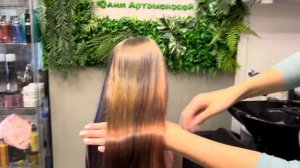 Покрасила волосы в разные цвета