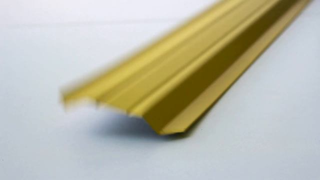 Штакетник трапециевидный узкий 100 мм (толщина 0,5 мм), RAL 1018 Желтый, полиэстер односторонний смотреть онлайн