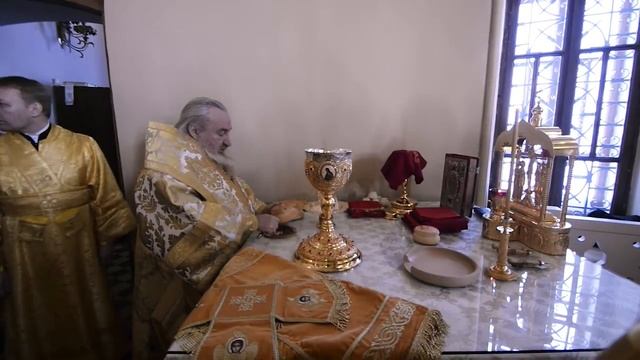 Божественная литургия в Свияжском монастыре в Неделю по Рождестве Христовом смотреть онлайн