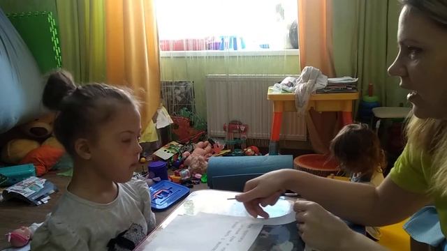 читает Мой сосед Тоторо. Вика февраль 2022