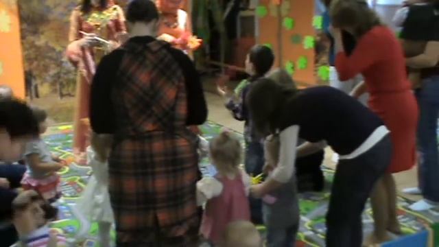 Праздник осени в детском центре "УМКА" смотреть онлайн