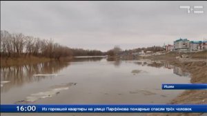 Ишимские пожарные тренировались спасать на воде