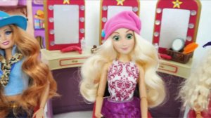 Рабочий столик с подсветкой для троих кукол Барби