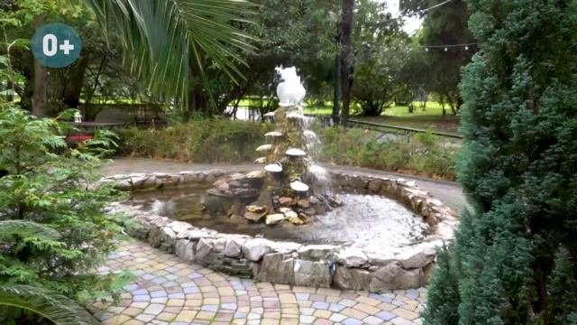 Центральный СОЧИ ➤экскурсия по УЛИЦАМ и скверам ➤ОСЕНЬ в Сочи ➤интересные места ➤ЦЕНЫ ?Просочились