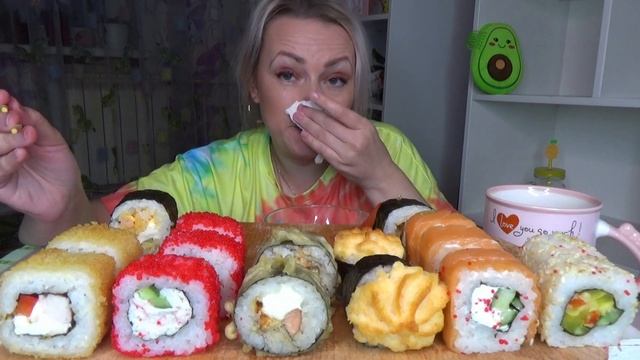 МУКБАНГ РОЛЛЫ СУШИ///MUKBANG СУШИ,РОЛЛЫ ТЕМПУРА,ЗАПЕЧЕННЫЕ//не АСМР/// 먹방///