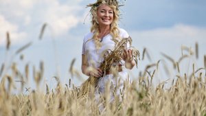 "Тиеш түгел" Венер Фәттах