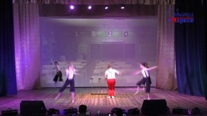 Эквилибр ручной на тростях. Цирк, сцена (декан)Отчетный концерт колледжа искусств (г.Маркс,)2019