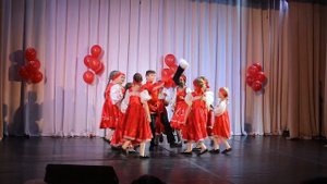 Студия современного танца "Dance Mix". Валенки, валенки, не подшиты, стареньки