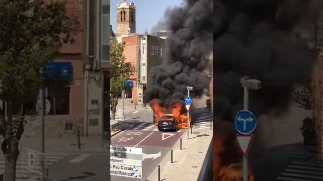 Explosión de un coche en Mollet del Valles