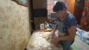 ДОМАШНИЙ СИМВОЛ ЛЮБВИ, Готовим дома СЛАДКИЕ ПЛЮШКИ С ИЗЮМОМ от "А" до "Я"