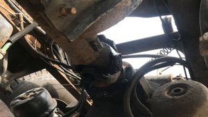 Freightliner Classic Xl, снятие карданного вала.