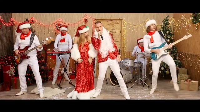 Кавер-группа на Новый год в Солнечногорске.