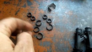"ГТ" Почему двигатель Ланоса "колбасит" + завышенные обороты при запуске!!??