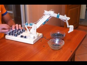 Как сделать экскаватор из шприцов?? Детская игрушка