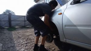 Доделываем ходовку а именно замена опорных подшипников и тормозных колодок на авто лада гранта