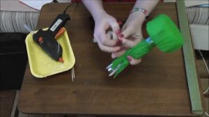 Изготовление основы... для букета из конфет.  Мастер класс !!!