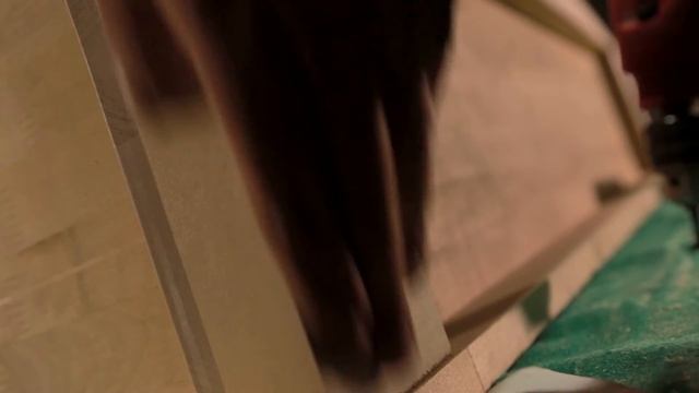 Сделано в Кузбассе HD: Изготовление деревянного портала для электрокамина смотреть онлайн
