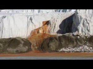 Красный водопад, мумия и НЛО в Антарктиде