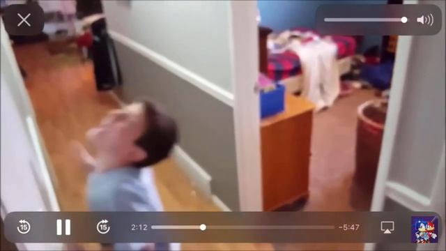 Kid Temper tantrum Pees On Sister's Bed: Deleted Video ( Oh Shiitake Mushrooms 2017 ) смотреть онлайн