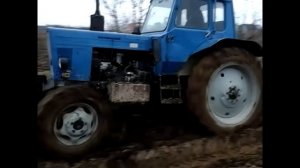 мтз 82 пахота в мокрой земле