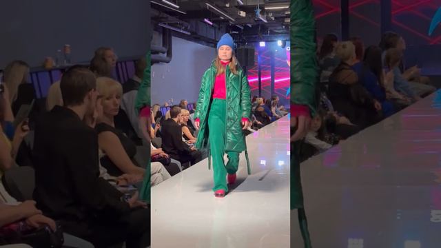 Привезли свою коллекцию. Moscow fashion show смотреть онлайн