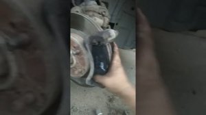 Замена колодок Ниссан примера п12 Япония пруль  перед