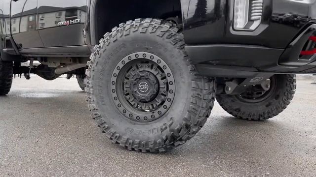 2022 GMC Sierra AT4 HD With 6” BDS Lift Kit смотреть онлайн