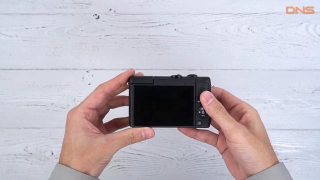 Распаковка фотоаппарата Canon EOS M100 kit 15-45mm IS / Unboxing Canon EOS M100 kit 15-45mm IS смотреть онлайн