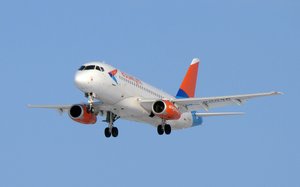 Сборка модели авиалайнера Sukhoi Superjet 100 , масштаб 1:144